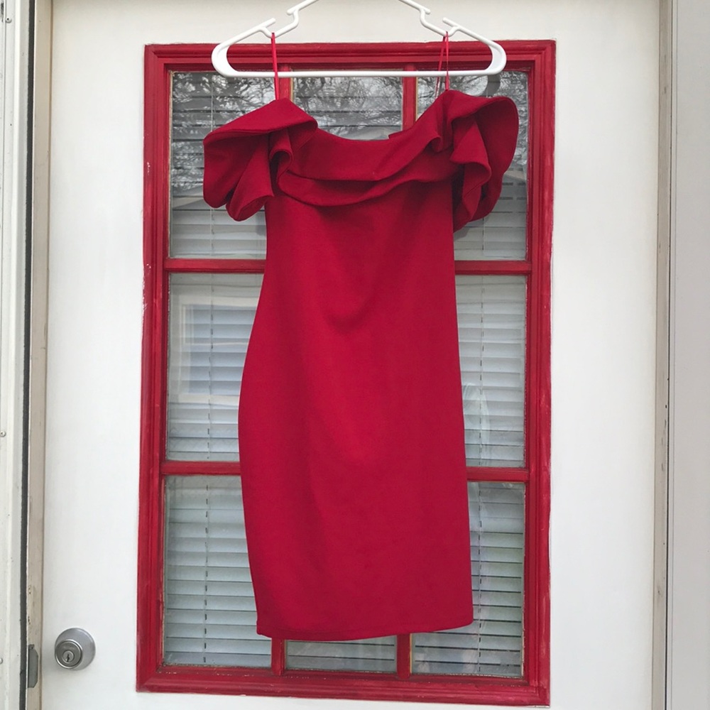 Tight, red dress!